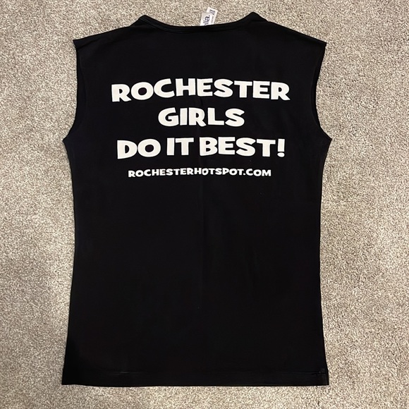Rochester Hot Spot cut off woman’s tank top small - Picture 2 of 3